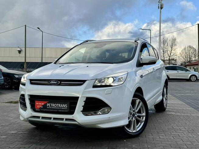 Ford Kuga 2.0 TDCI / 150KM LED Nawigacja Kamera Panorama Półskóra