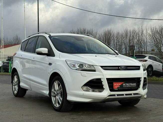 Ford Kuga 2.0 TDCI / 150KM LED Nawigacja Kamera Panorama Półskóra