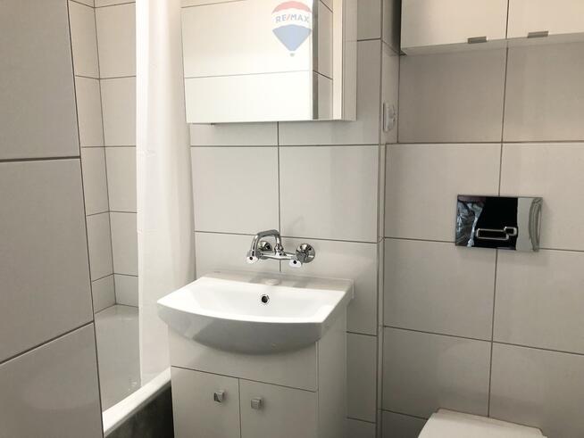 KAWALERKA W BARDZO DOBREJ LOKALIZACJI