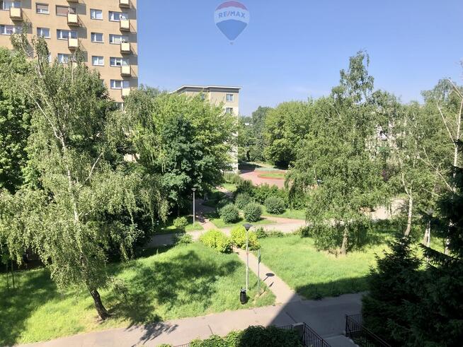 KAWALERKA W BARDZO DOBREJ LOKALIZACJI