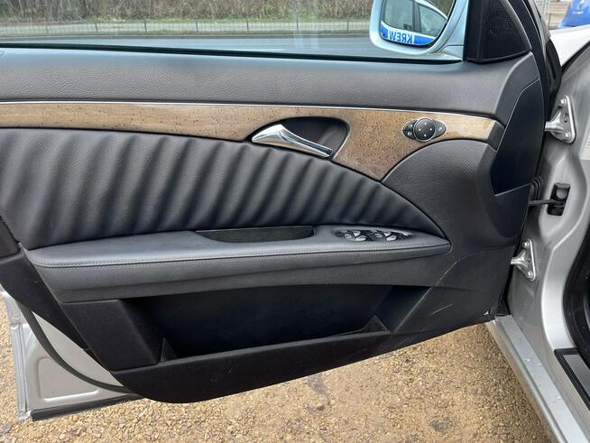Mercedes E 280 3.0 Automat Grzane Skóry Szyber Navi GPS Alu Bez Rdzy Stan BDB BEzwypa