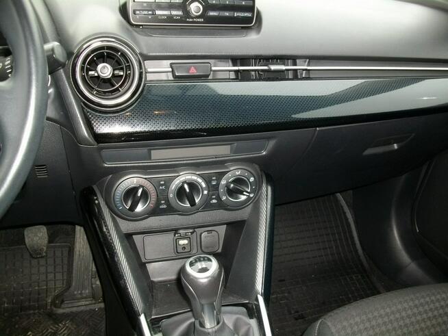 Mazda 2- niski przebieg- bardzo dobry stan