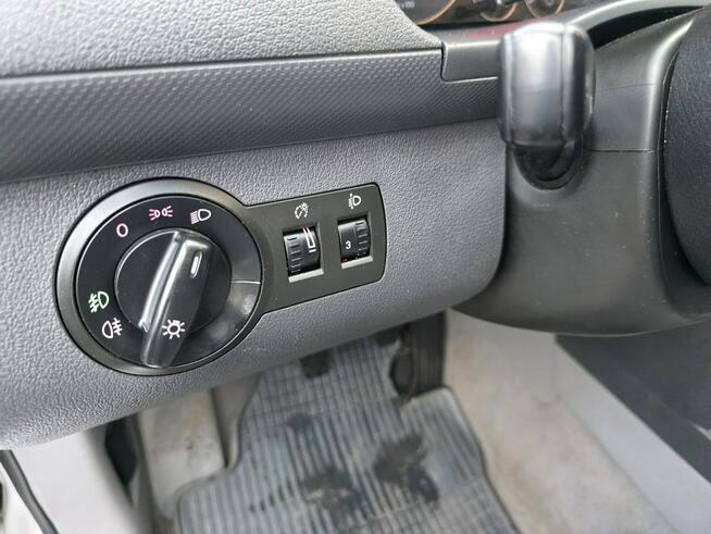 Volkswagen Caddy 1.9 TDI 75 KM, Grzane Fotele, Dwa Klucze, Hak, Metalik, Isofix