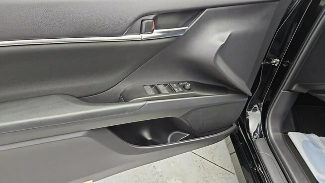 Toyota Camry 2.5 Hybrid Comfort CVT ! Z Polskiego Salonu ! Faktura VAT !