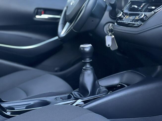 Toyota Corolla Salon Polska Poleasingowy I właściciel Serwis ASO VAT 23% Bezwypadkowy