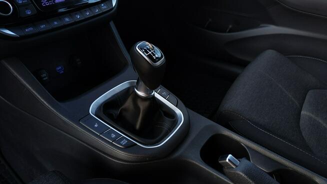 Hyundai i30 1.5 T-GDI 6MT 48V 160 KM WersjaSmart + PakietLED Gwarancja2028