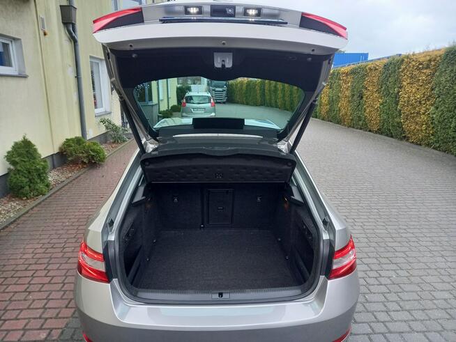 Škoda Superb Tdi Sedan Skóry Nawigacja Kamera El.Klapa Radar Bezwypadkowa Zadbana