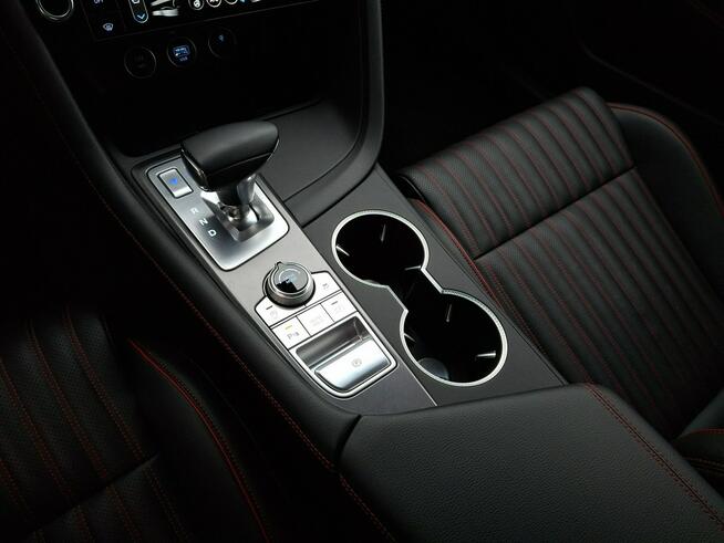 Genesis G70 2.0 T Shooting Brake 245KM AWD Automat SPORT Gwarancja FV 23%