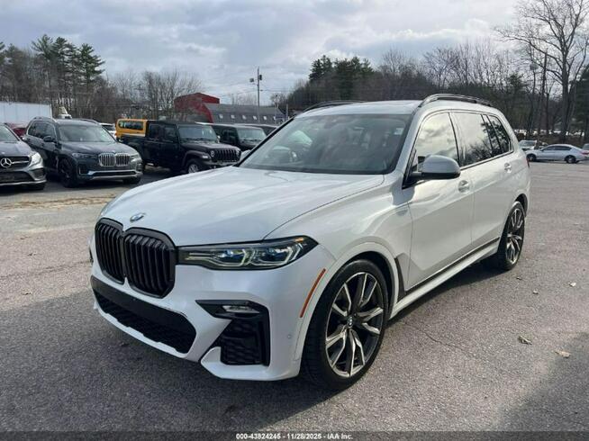 BMW X7 4.4 V8 523KM 2022 M Pakiet Panorama Kam 360 Virtual Wentyle