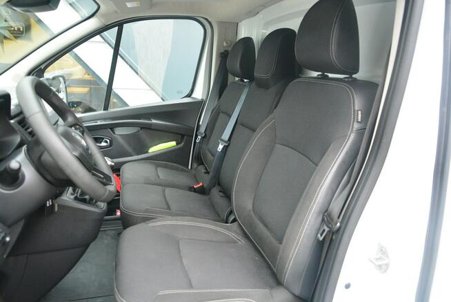 Renault Trafic long L2H1 2,0 150KM pełna opcja