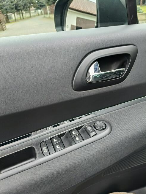 Peugeot 5008 1,6Hdi Navigacja.Alu.Podg.Fot.Tempomat.kredyt.OKAZJA