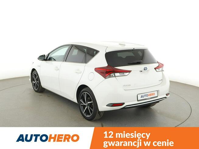 Toyota Auris grzane fotele kamera tempomat klima-auto.