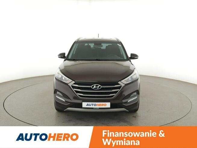 Hyundai Tucson 4x4 automat klima auto grzane fotele czujniki parkowania hak