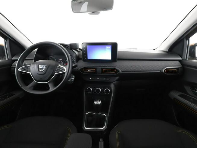 Dacia Sandero navi klima auto kamera i czujniki parkowania multifunkcja