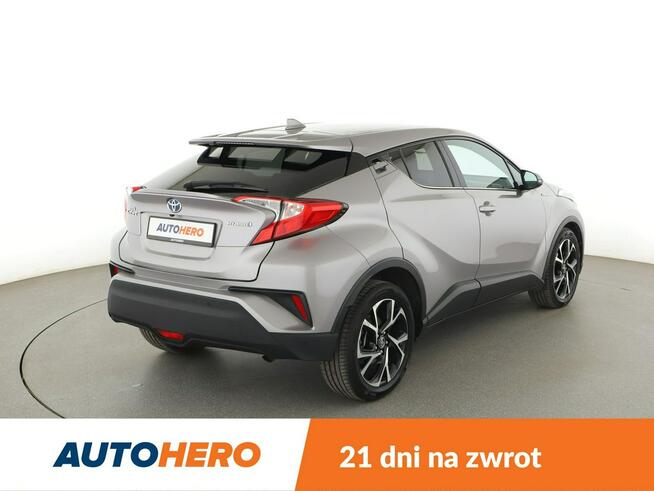 Toyota C-HR navi kamera grzane fotele ACC