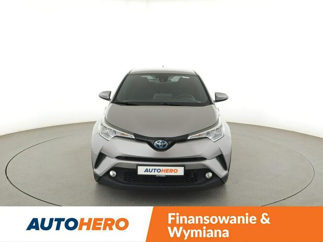 Toyota C-HR navi kamera grzane fotele ACC