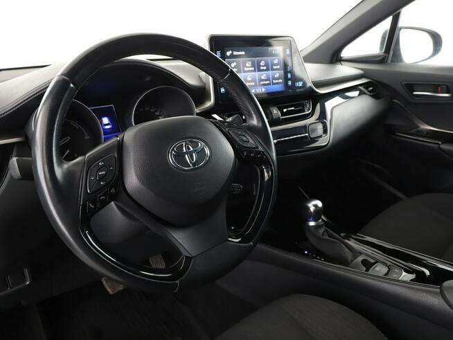 Toyota C-HR navi kamera grzane fotele ACC