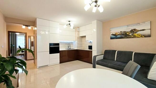 Wynajmę jasne 3 pokoje, 50 m2, Dębskiego 55