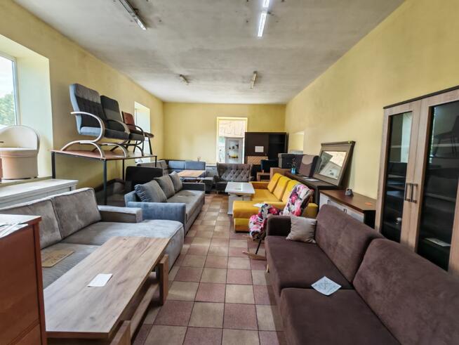 Budynek użytkowy w centrum Myszkowa