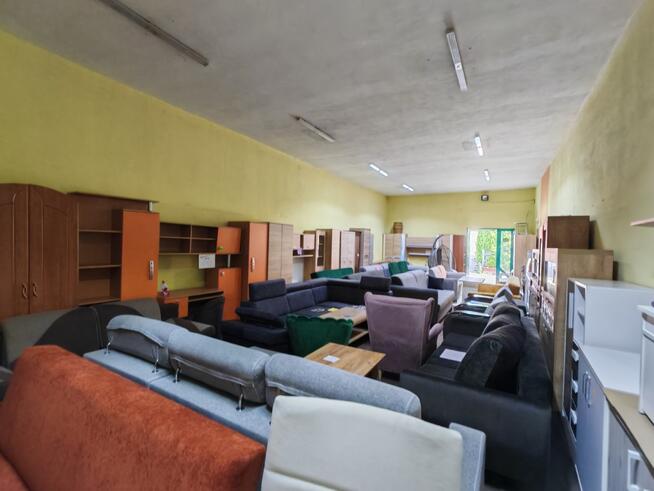 Budynek użytkowy w centrum Myszkowa