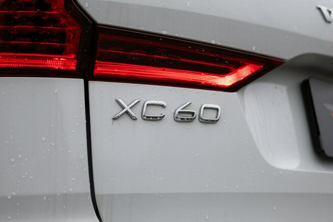 Volvo XC60 Momentum Pro, salon PL, Bezwypadkowe, Pierwszy Właściciel