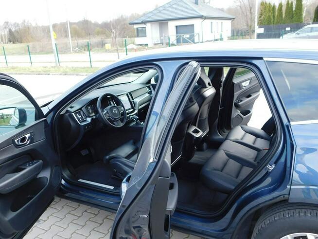 Volvo XC 60 z Gwarancją Skóra Fotele Comforty Kamera HAK Model 2020r