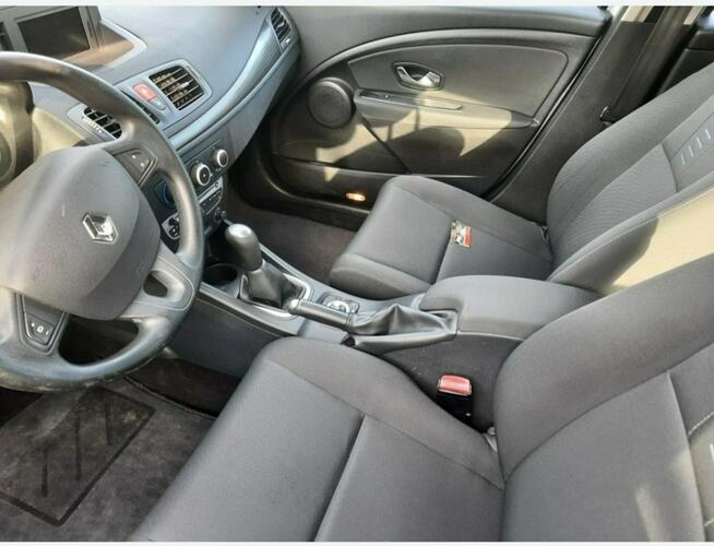 Renault Megane 1.6 benzyna klimatyzacja ważne opłaty