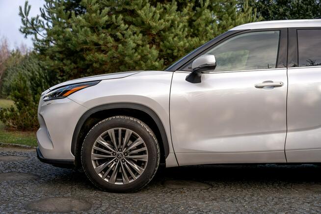 Toyota Highlander Prestige + Pakiet TECH / 2.5 Hybrid / 2kpl opon / Salon PL / Bezwypadk