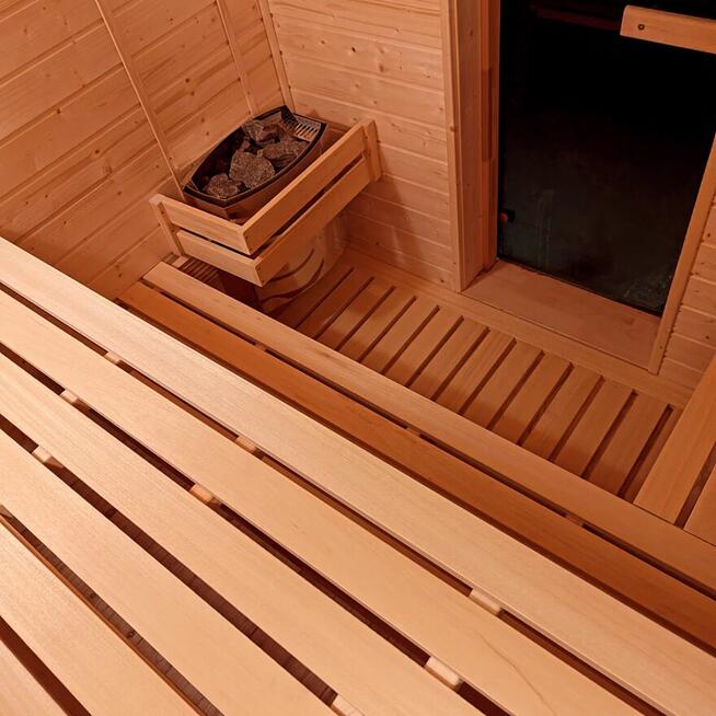 Sauna ogrodowa zewnętrzna, piec na prąd Harvia