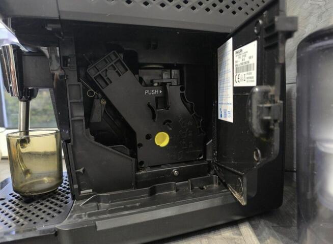 Ekspres ciśnieniowy Latte Go