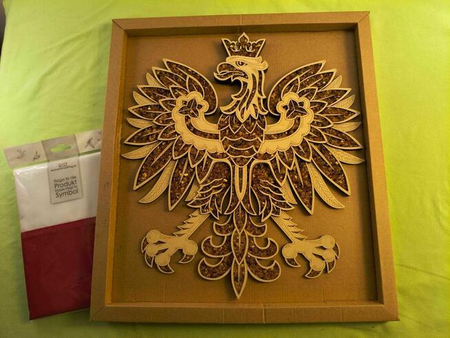 Orzeł z bursztynami - Godło - Flaga Polski