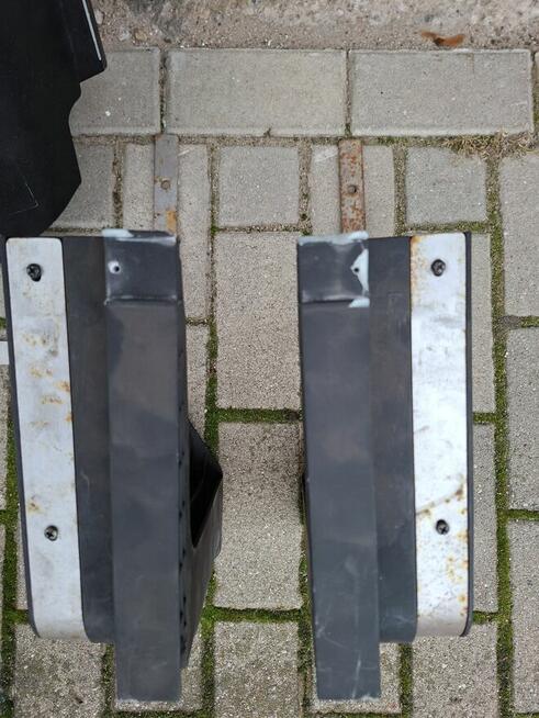 Garaż robot koszący Einhell Freelexo