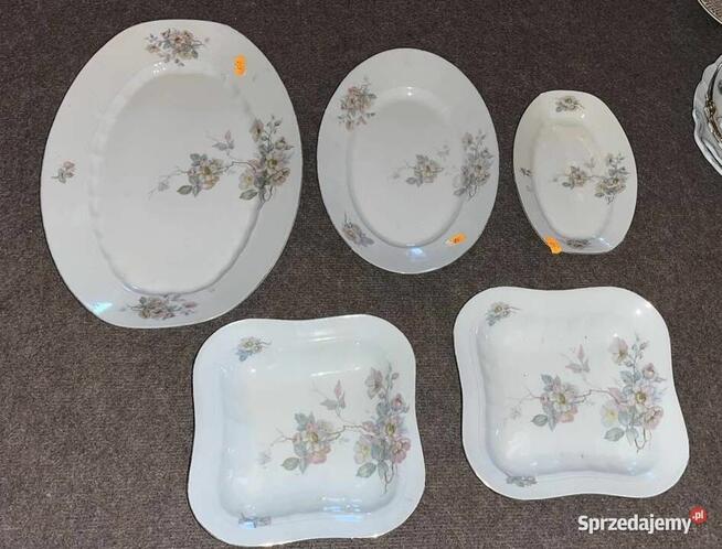 Salaterka z kwiatami jabłoni. Carl Tielsch Porcelana z manuf