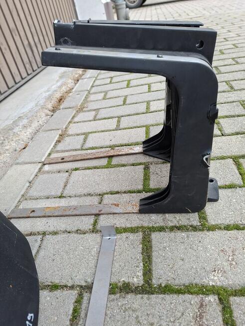 Garaż robot koszący Einhell Freelexo