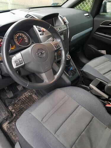 Opel Zafira B 1,8