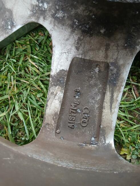 Felgi aluminiowe komplet 7J 16 ET42 5X112 AUDI 4F0071496666