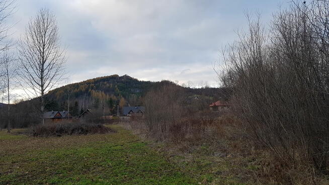 Uzbrojona działka w centrum Bóbrki obok Soliny