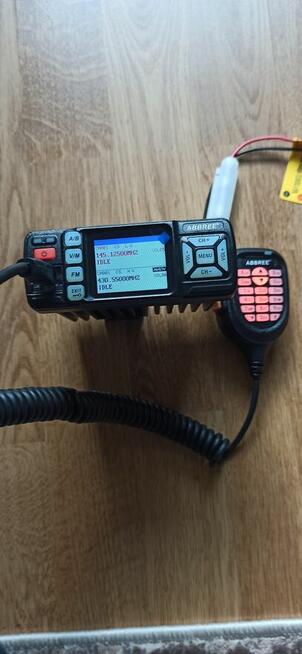 ABBREE AR-318 Mini radio mobilne 25W dwuzakresowe UHF VHF