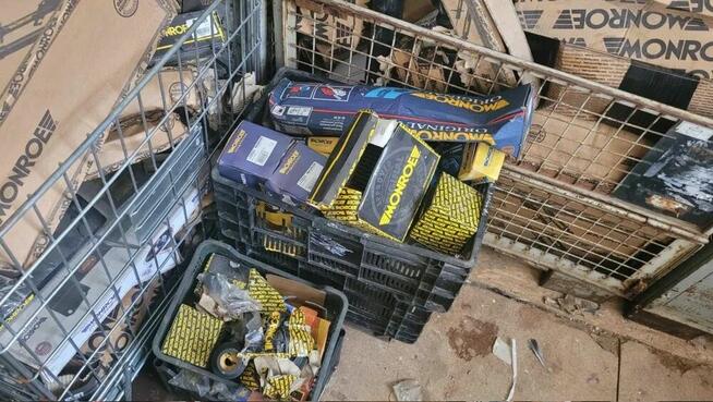 NOWE Części ! AMORTYZATORY Poduszki odboje Likwidacja