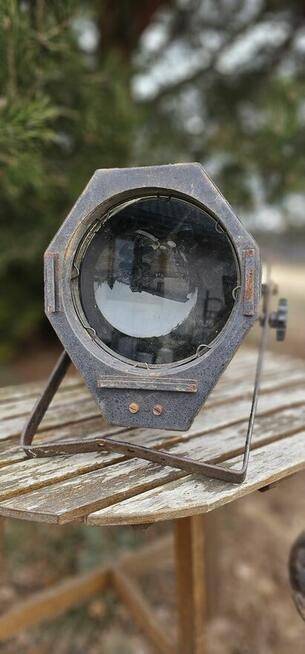 Aparat oswietleniowy z Zakładów A20