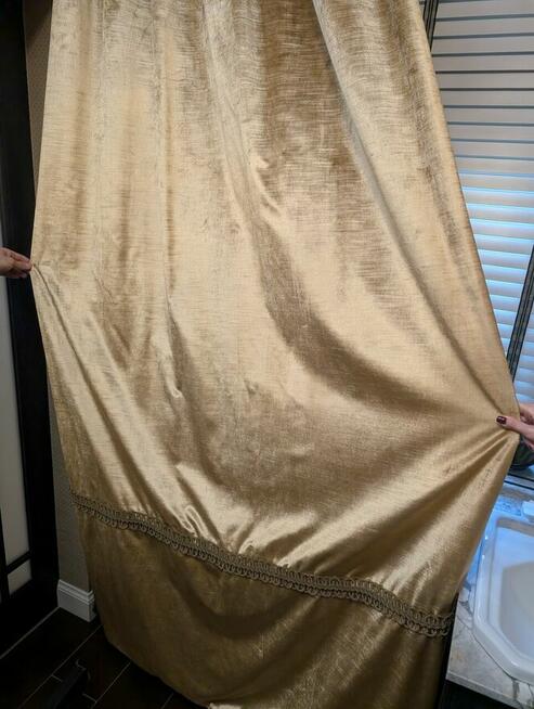 Używany komplet wyposażenia strefy recepcji i gabinetów