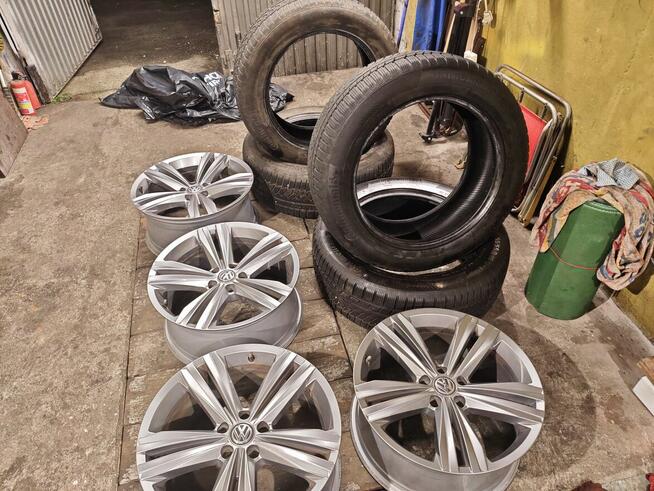 Felgi 19 5x112 i Opony Zimowe 255/55/19 do VW Touareg 2018