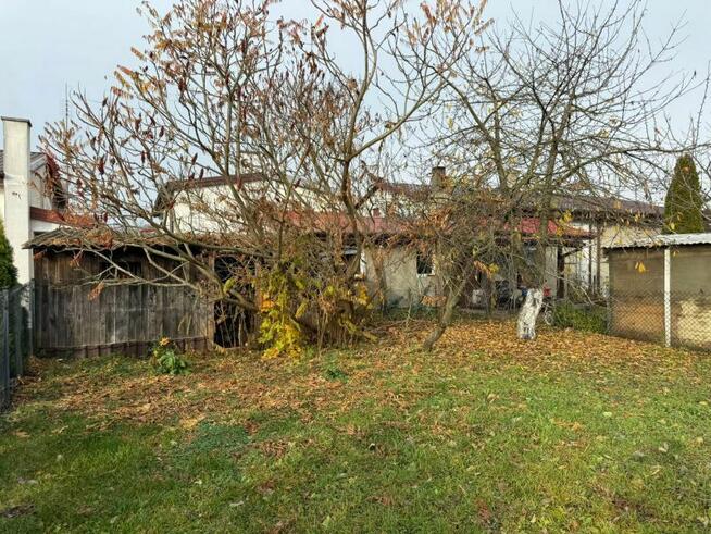 Lokal z działką blisko jeziora idealny pod remont