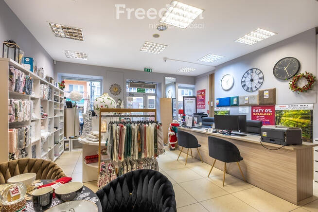 Duży lokal usługowy w centrum Ciechanowa