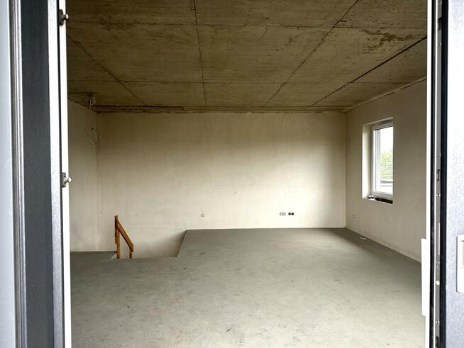 Dwupoziomowy apartament z tarasem – Platanove