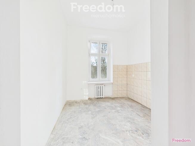 Kawalerka, do remontu, blisko rynku,31,6m2 centrum