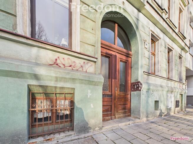 Kawalerka, do remontu, blisko rynku,31,6m2 centrum