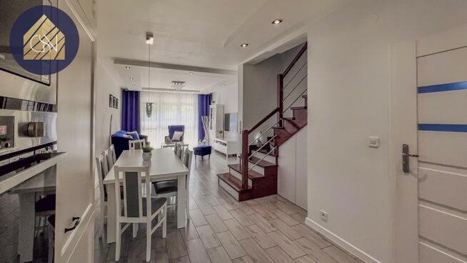 Dom Grodzisk Mazowiecki, Szczęsna