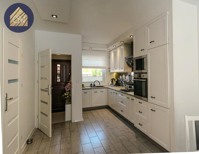 Dom Grodzisk Mazowiecki, Szczęsna