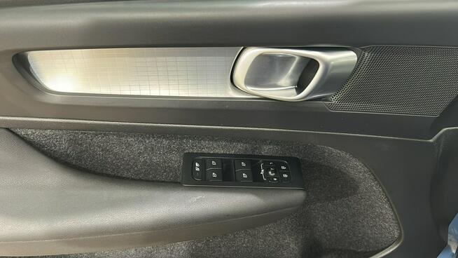 Volvo XC 40 B3 Core Automat Kombi